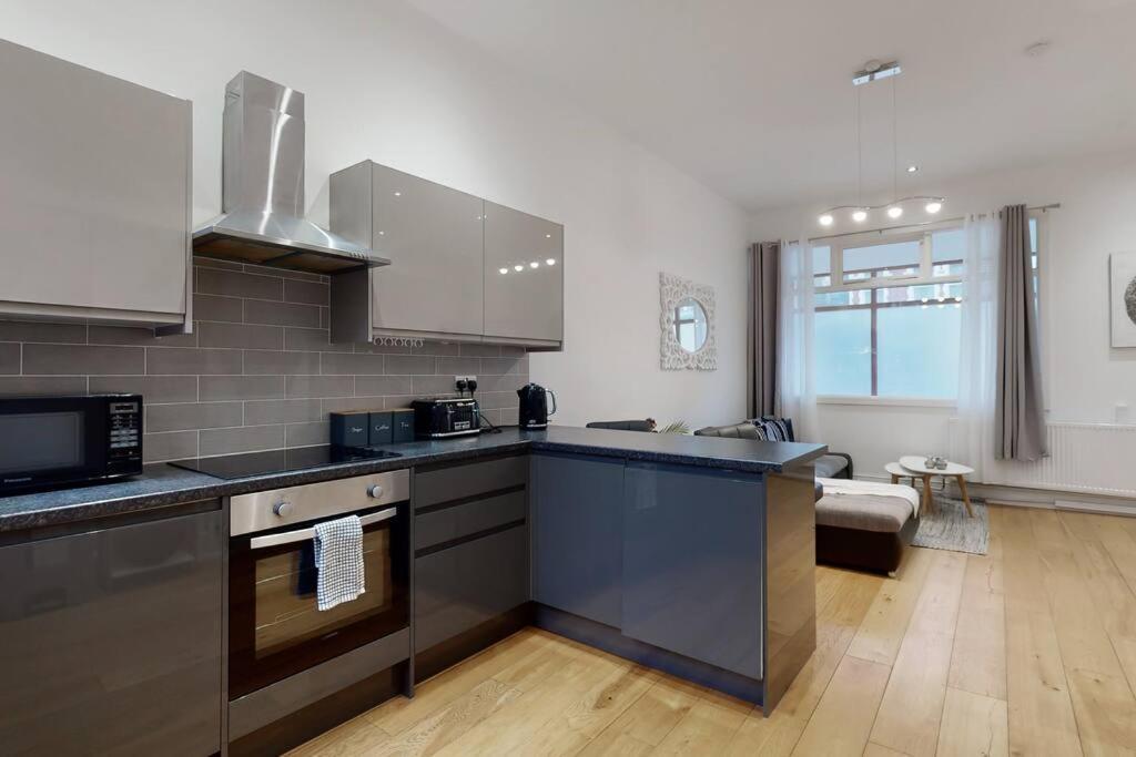 Lovely 2 Bedroom Apartment Near Highgate Station London Exterior photo